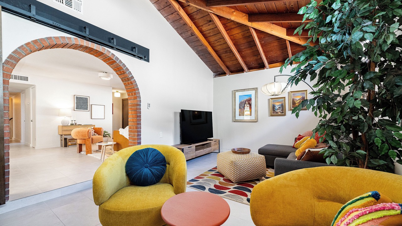 Photo of Livingroom in Tucson