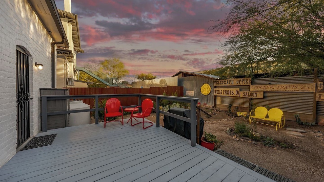 Photo of Outdoor in Iron Horse
