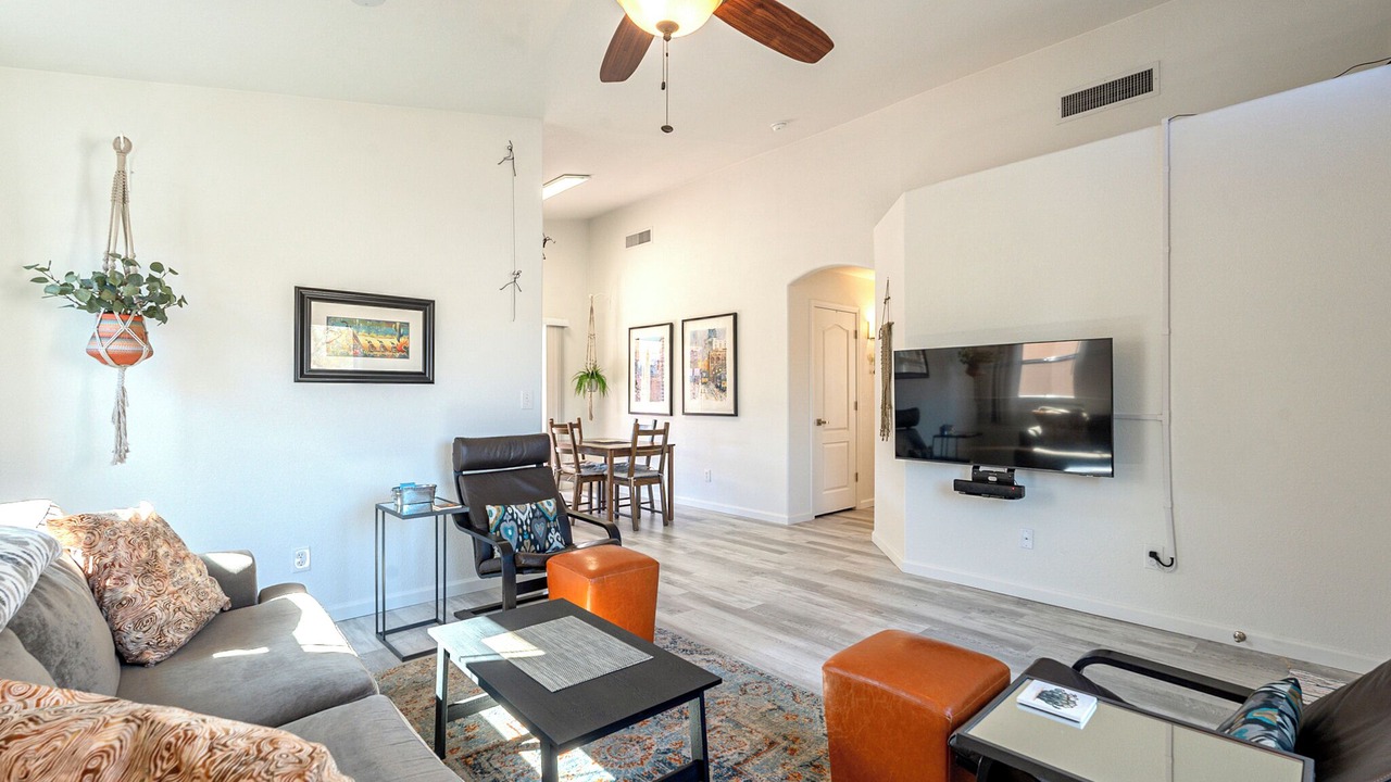 Photo of Livingroom in Tucson
