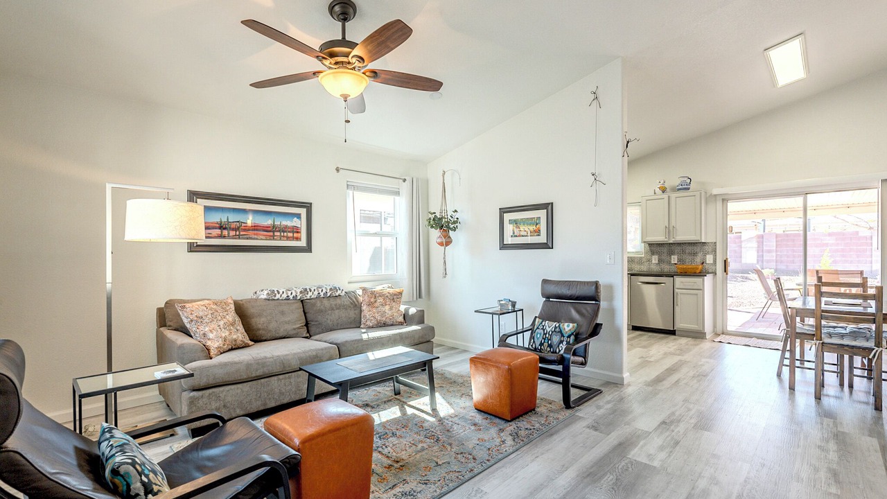 Photo of Livingroom in Tucson