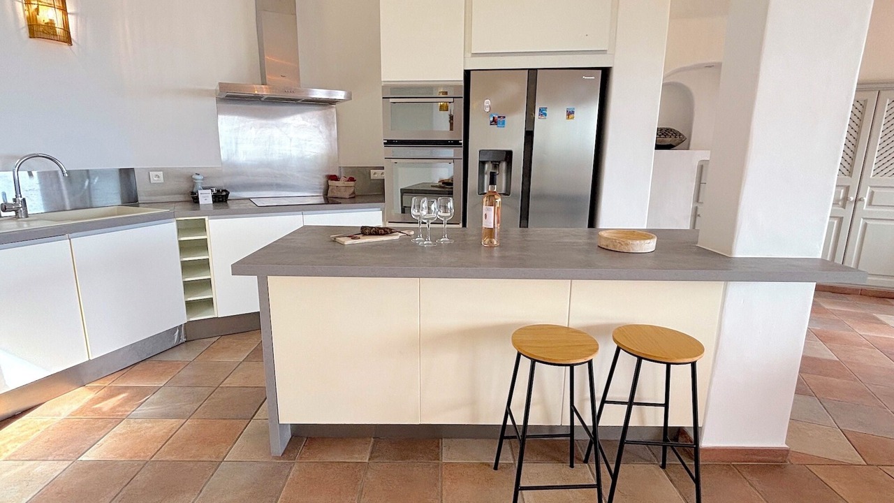 Photo of Kitchen in Hameau de Palombaggia