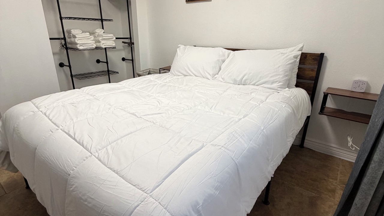 Photo of Bedroom in Woodridge