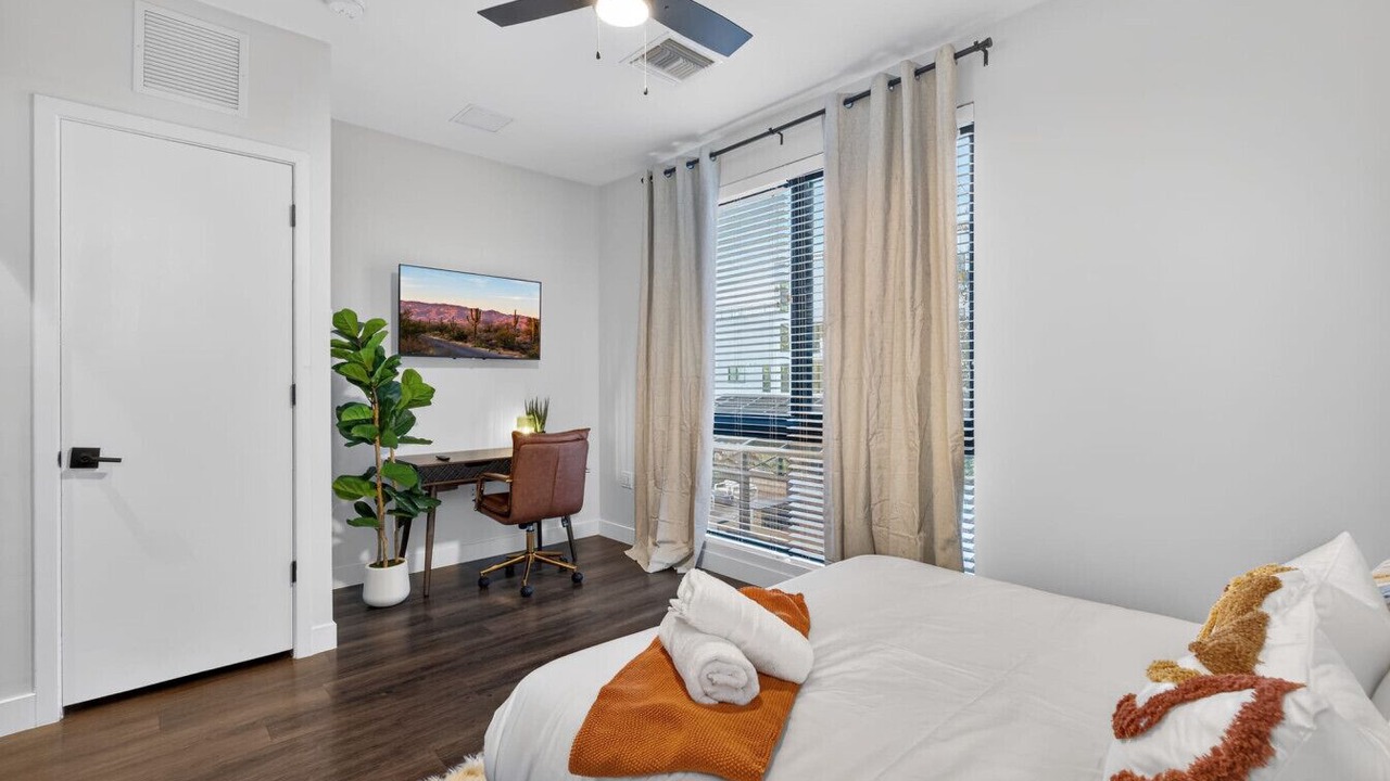 Photo of Bedroom in Camelback East