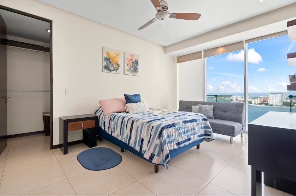 Photo of Bedroom in South Hotel Zone