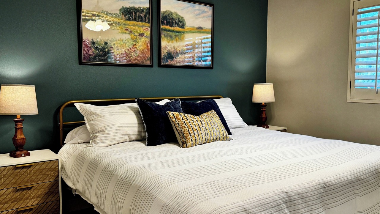 Photo of Bedroom in Cox Heights