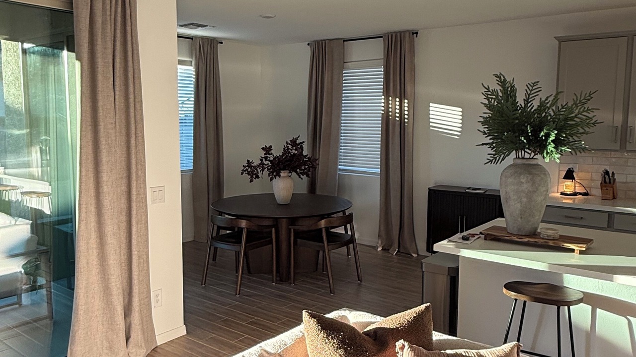Photo of Livingroom in San Tan Valley