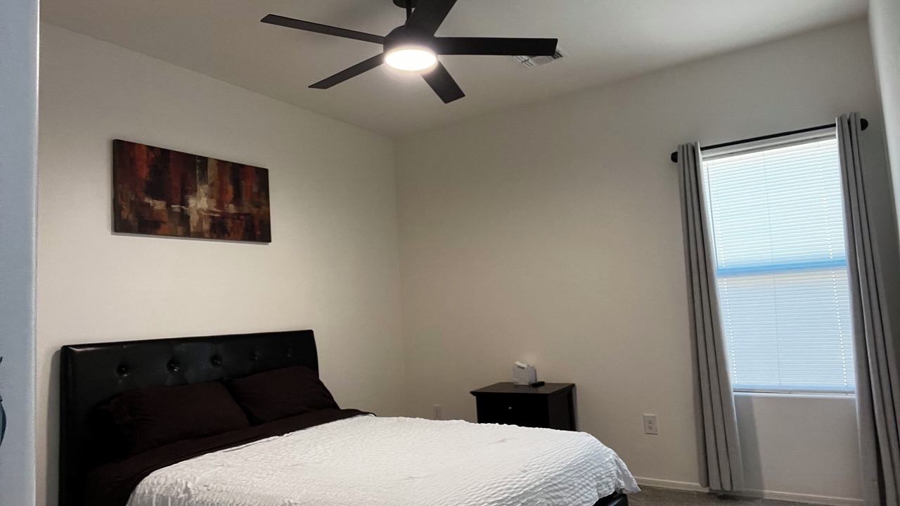 Photo of Bedroom in Corona de Tucson