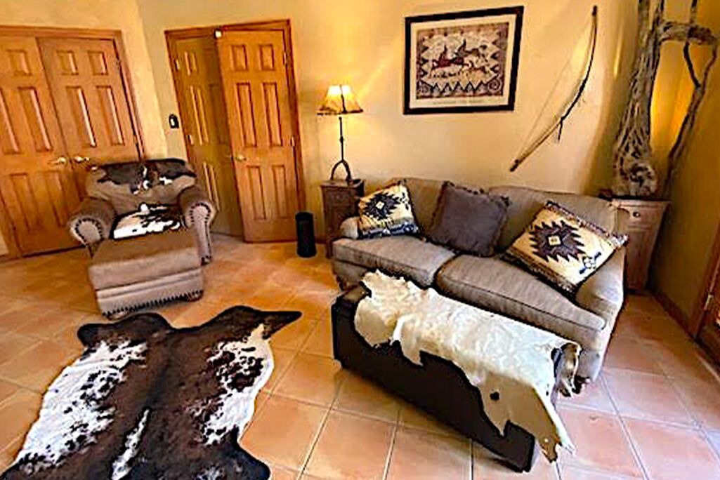 Photo of Livingroom in Desert Hills
