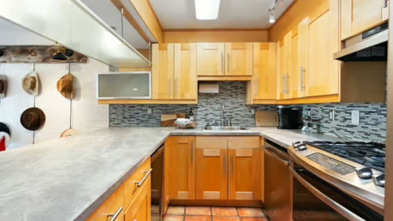 Photo of Kitchen in Entertainment District