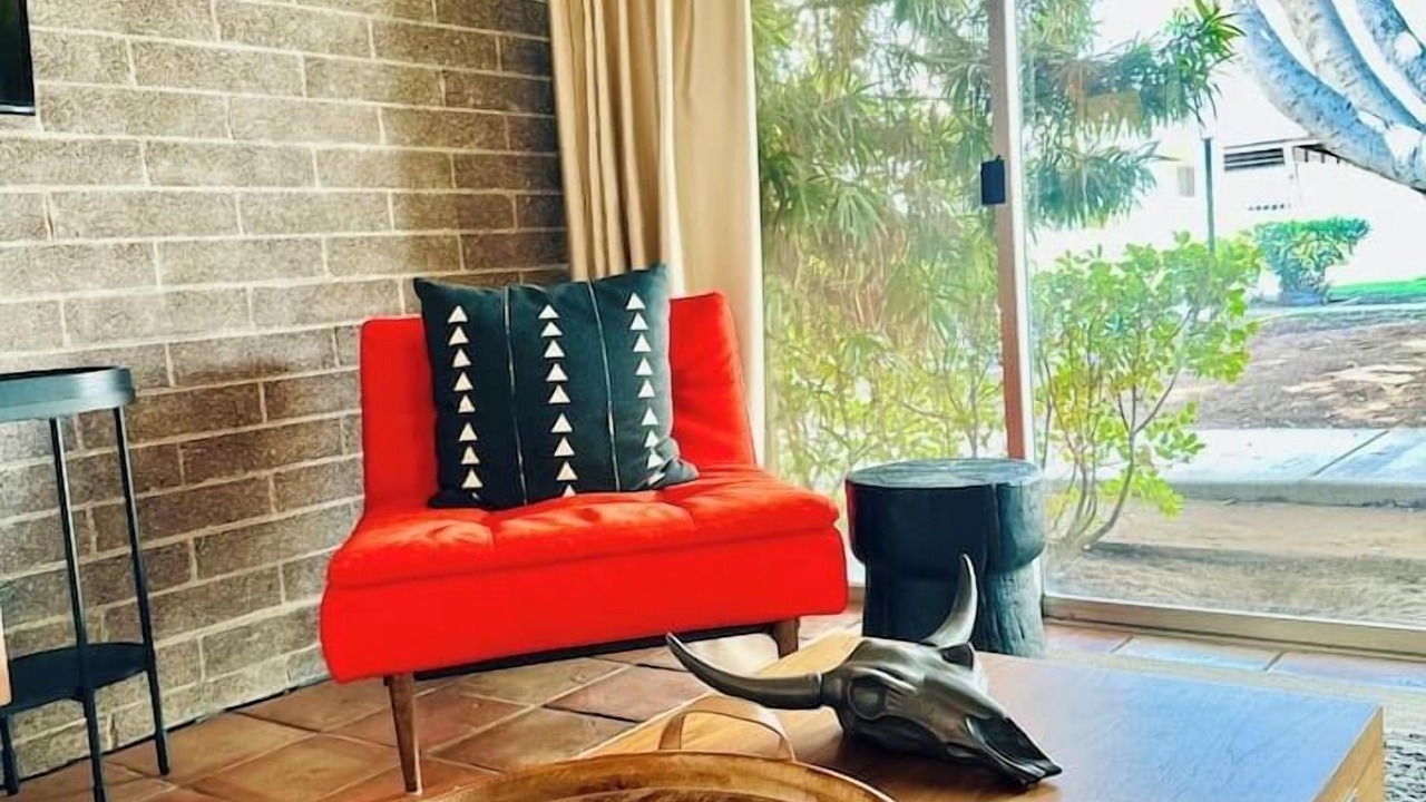 Photo of Livingroom in Entertainment District
