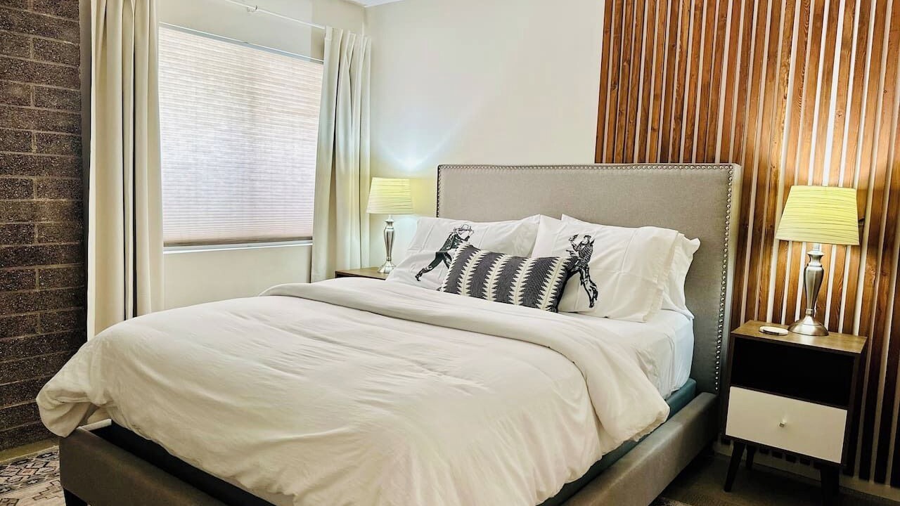 Photo of Bedroom in Entertainment District