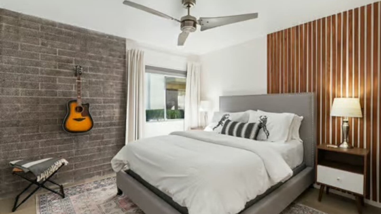 Photo of Bedroom in Entertainment District