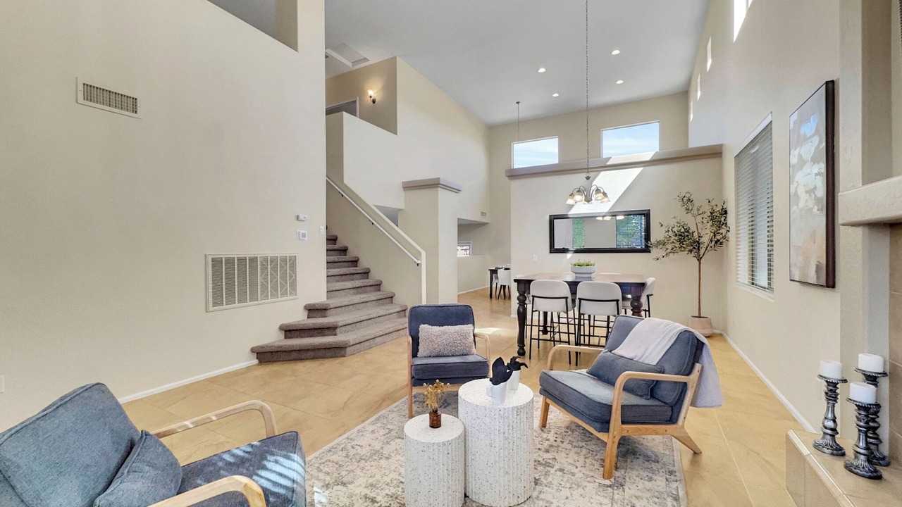 Photo of Livingroom in Maricopa