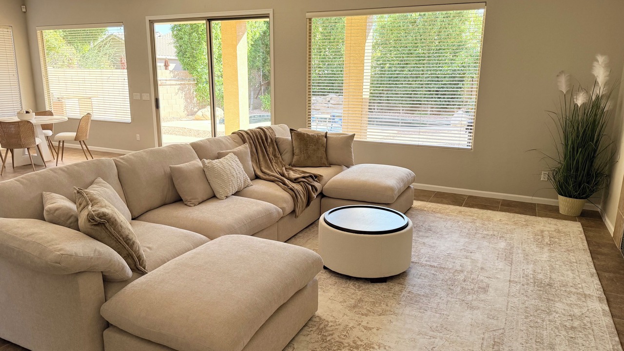 Photo of Livingroom in Stetson Hills State