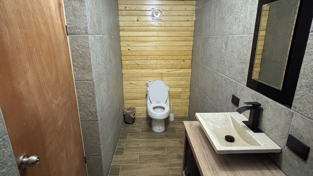 Photo of Bathroom in Creel