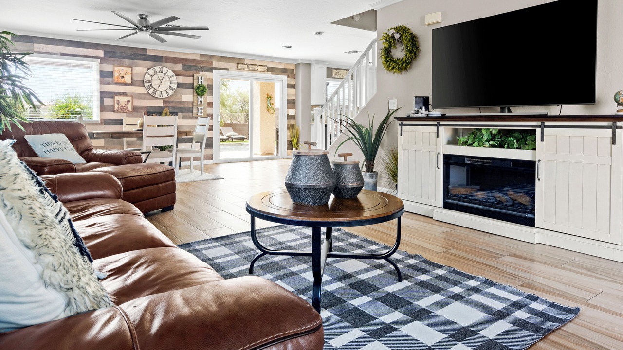 Photo of Livingroom in Gold Canyon