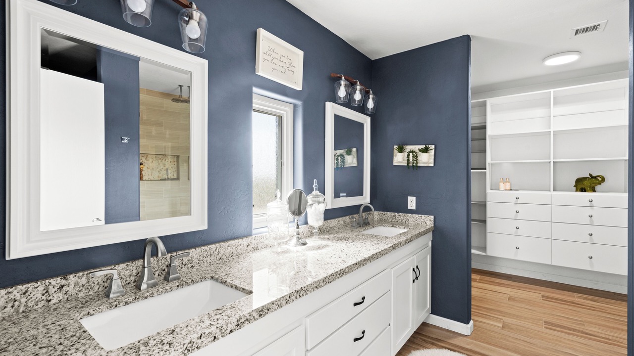 Photo of Bathroom in Gold Canyon