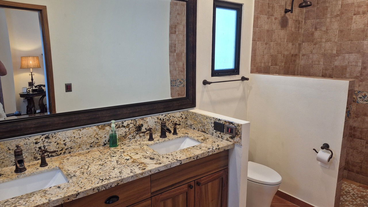 Photo of Bathroom in Alta Vista