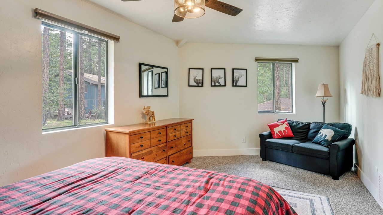 Photo of Bedroom in Iron Springs