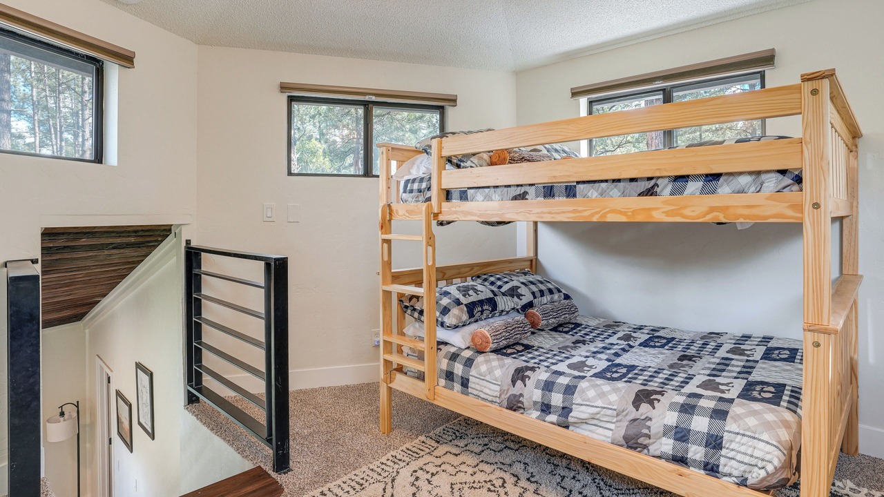 Photo of Bedroom in Iron Springs
