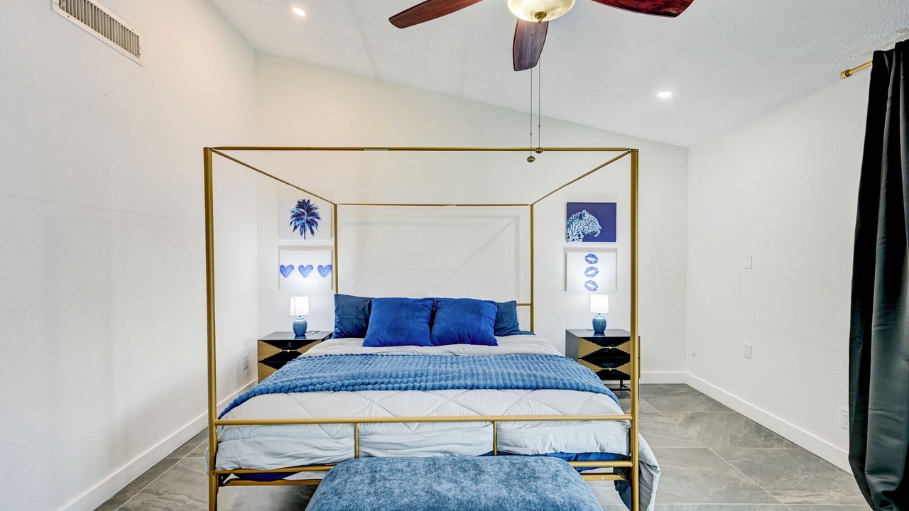 Photo of Bedroom in Moon Valley Vista