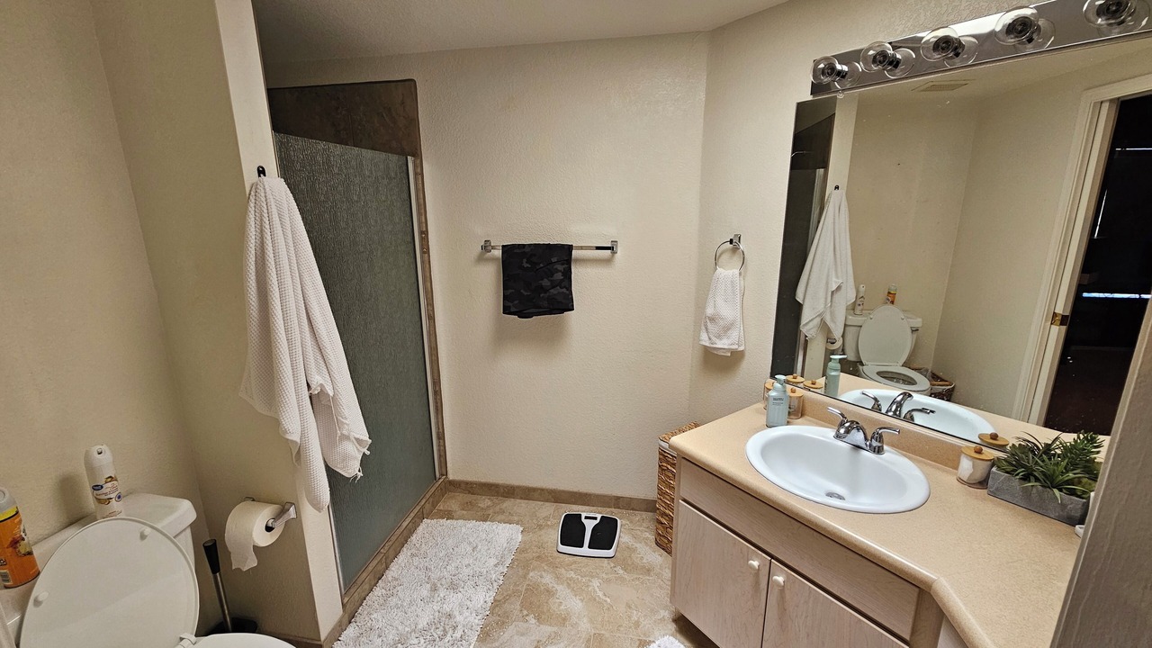 Photo of Bathroom in Springpointe