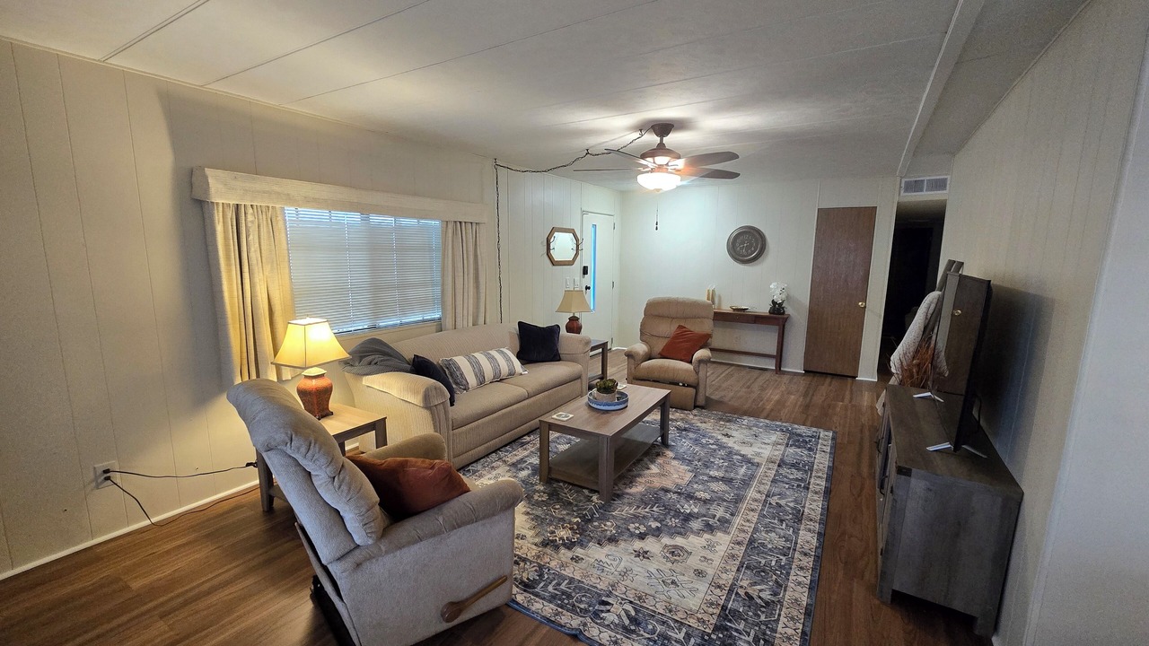 Photo of Livingroom in Bluewater