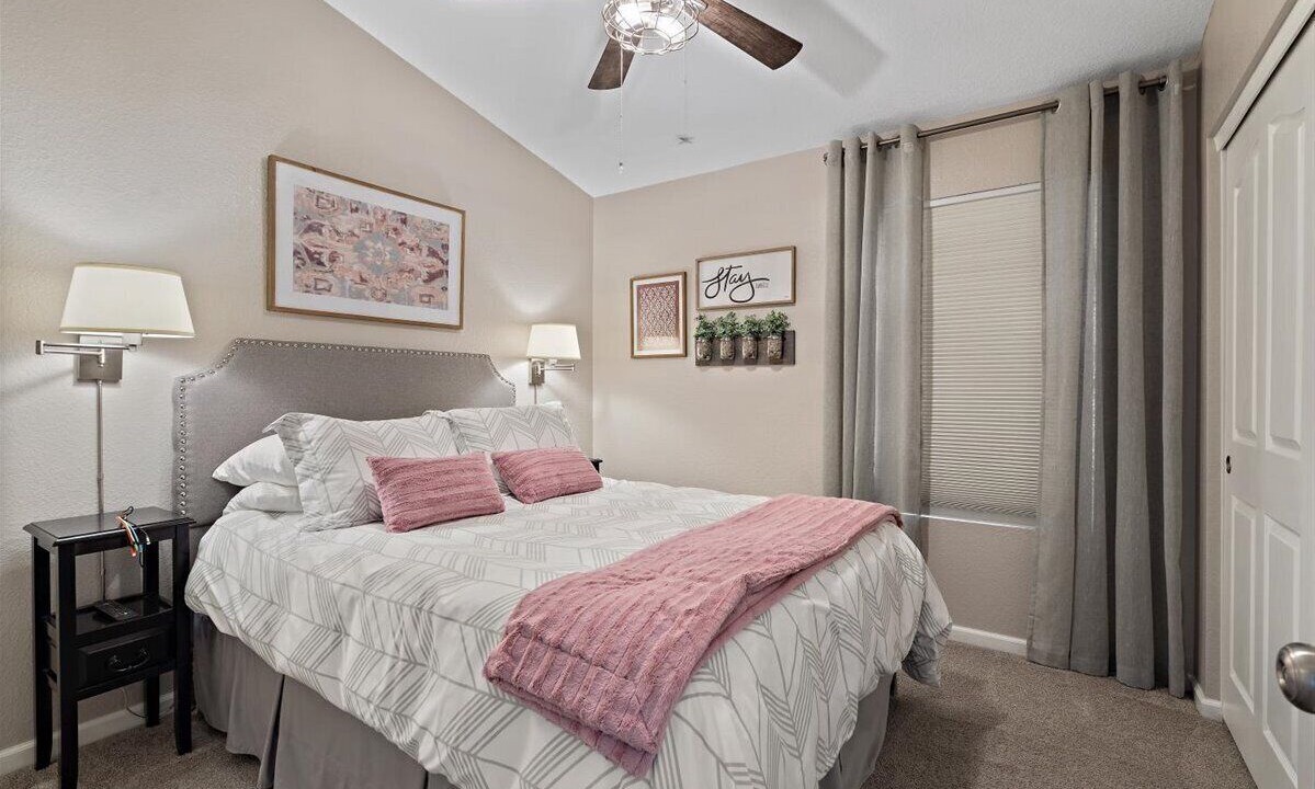 Photo of Bedroom in Lakewood