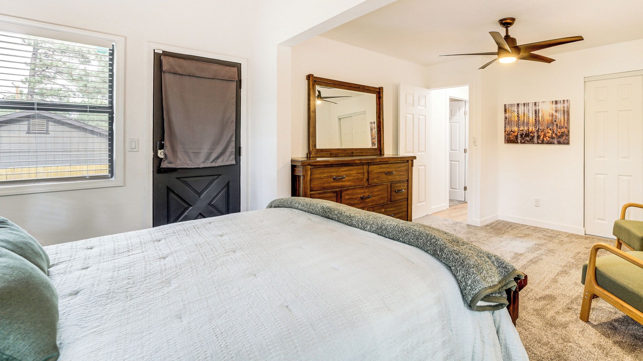 Photo of Bedroom in Munds Park