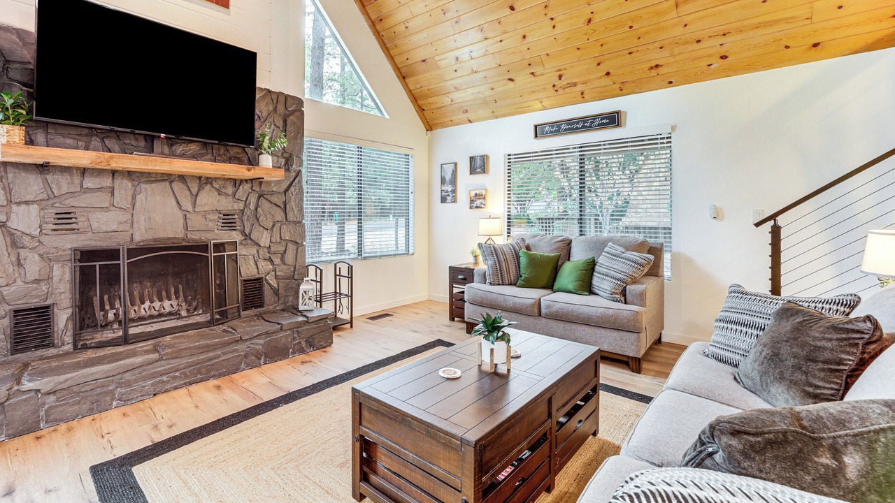 Photo of Livingroom in Munds Park