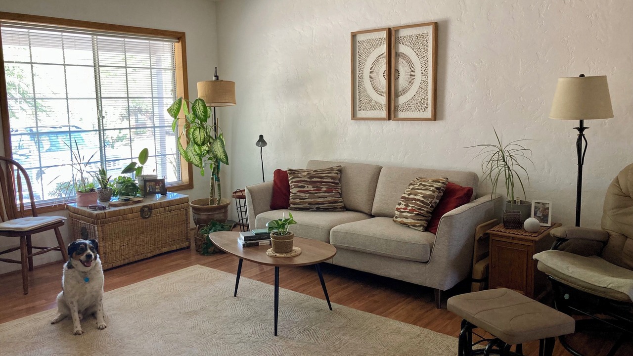 Photo of Livingroom in Rosemont West