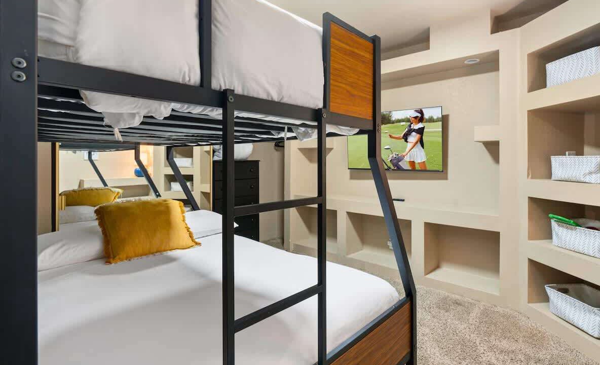 Photo of Bedroom in Westgreen Estates