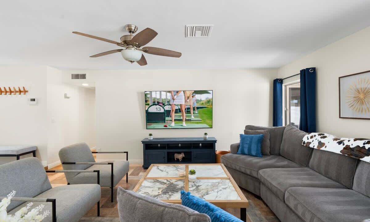 Photo of Livingroom in Glendale