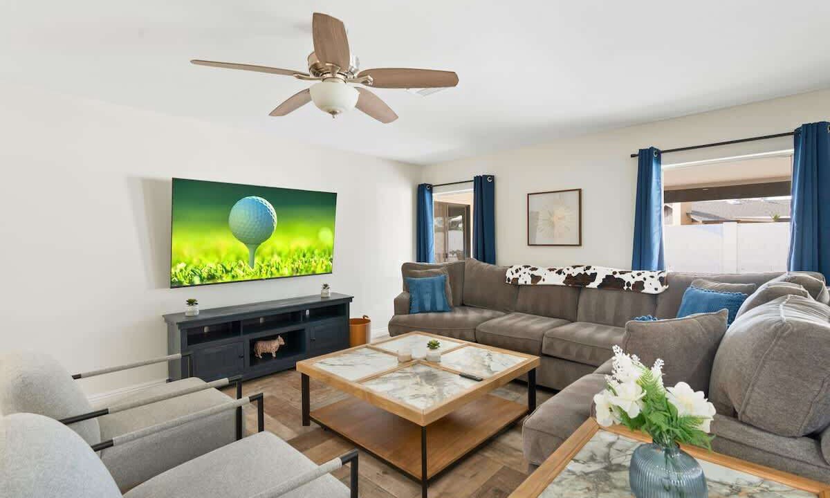 Photo of Livingroom in Glendale