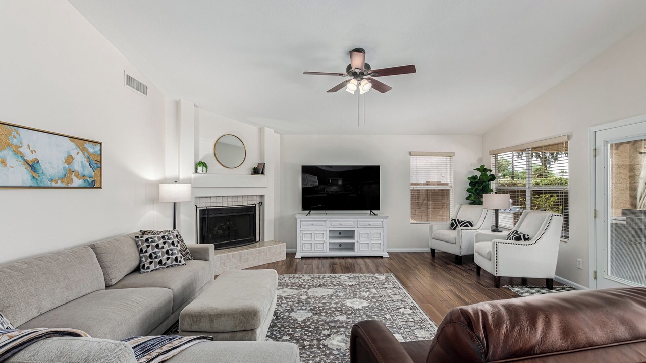 Photo of Livingroom in Arrowhead Ranch