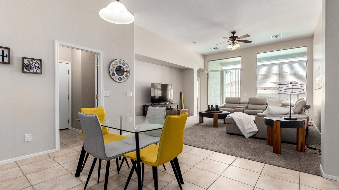 Photo of Livingroom in Rovey Farm Estates