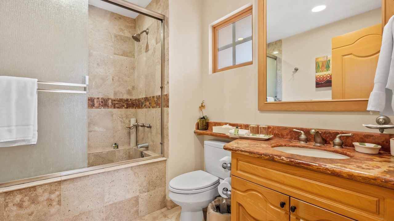 Photo of Bathroom in Flamingos