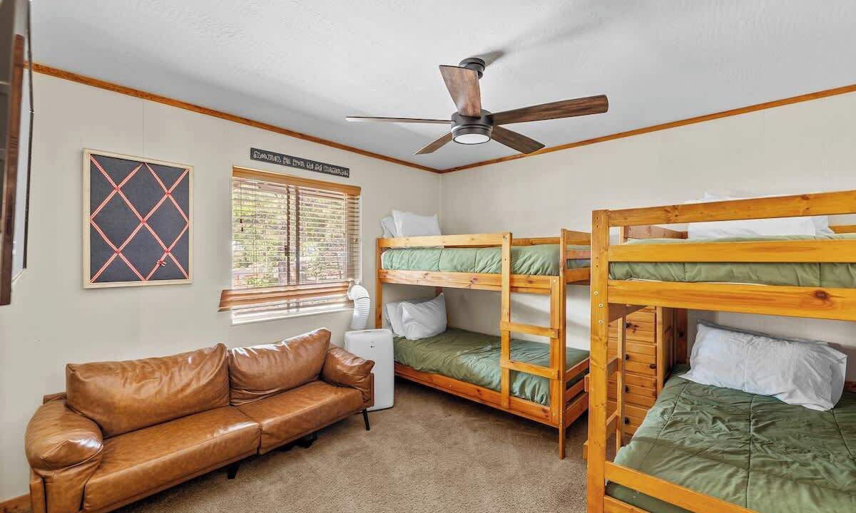 Photo of Bedroom in Munds Park