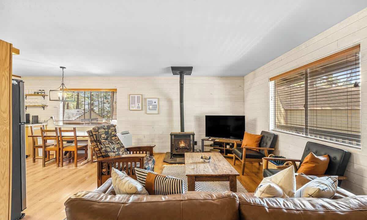 Photo of Livingroom in Munds Park
