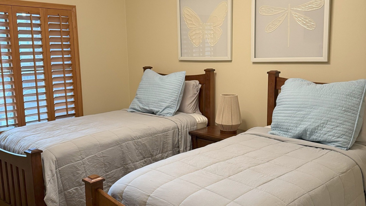 Photo of Bedroom in Desert Ridge
