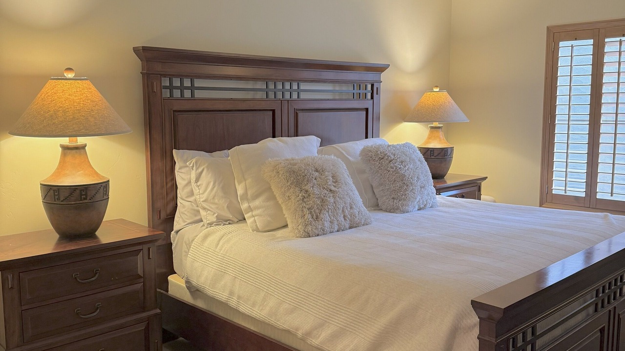 Photo of Bedroom in Desert Ridge