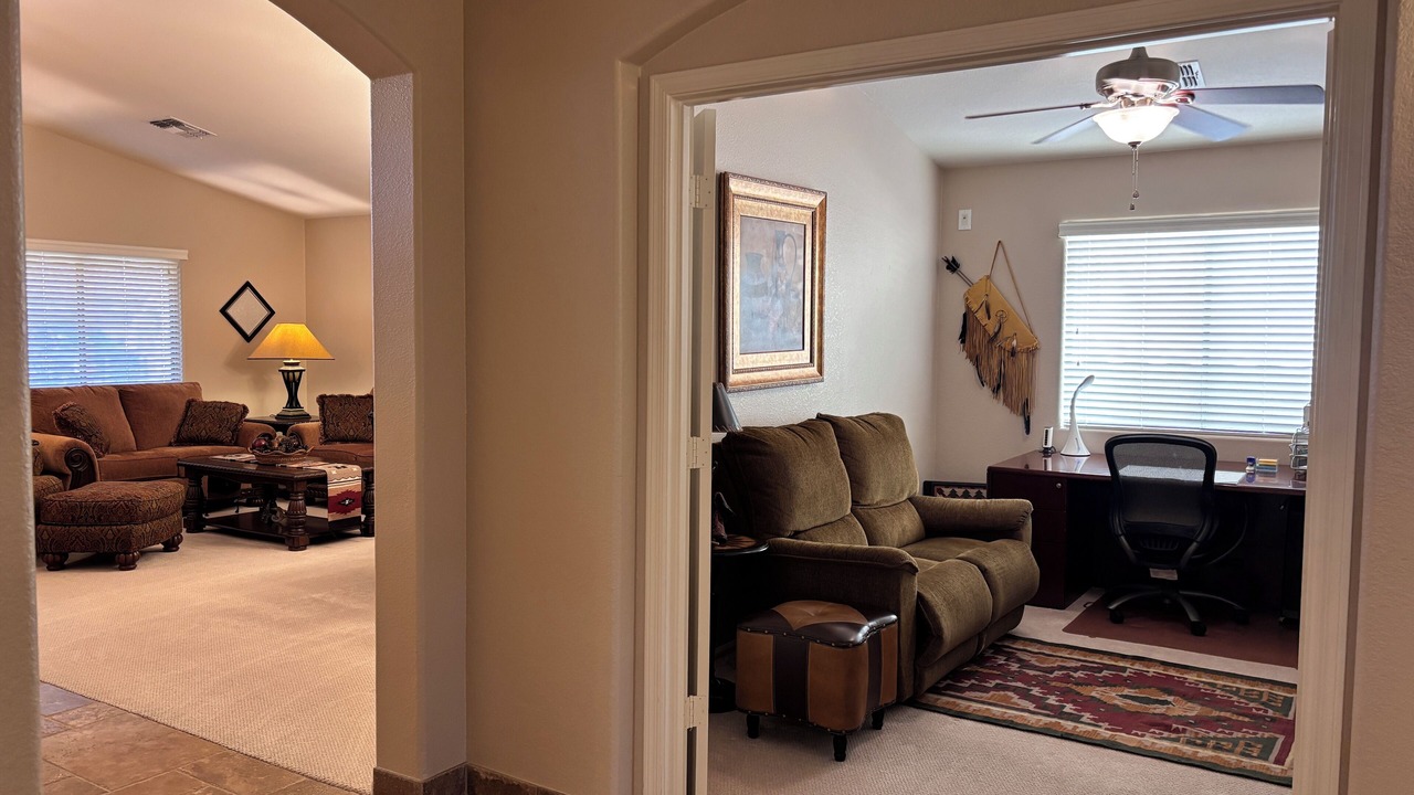 Photo of Livingroom in Maricopa