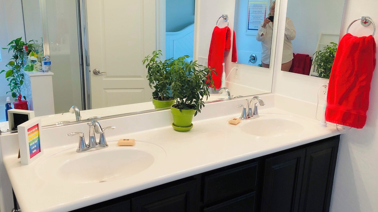 Photo of Bathroom in Surprise Farms
