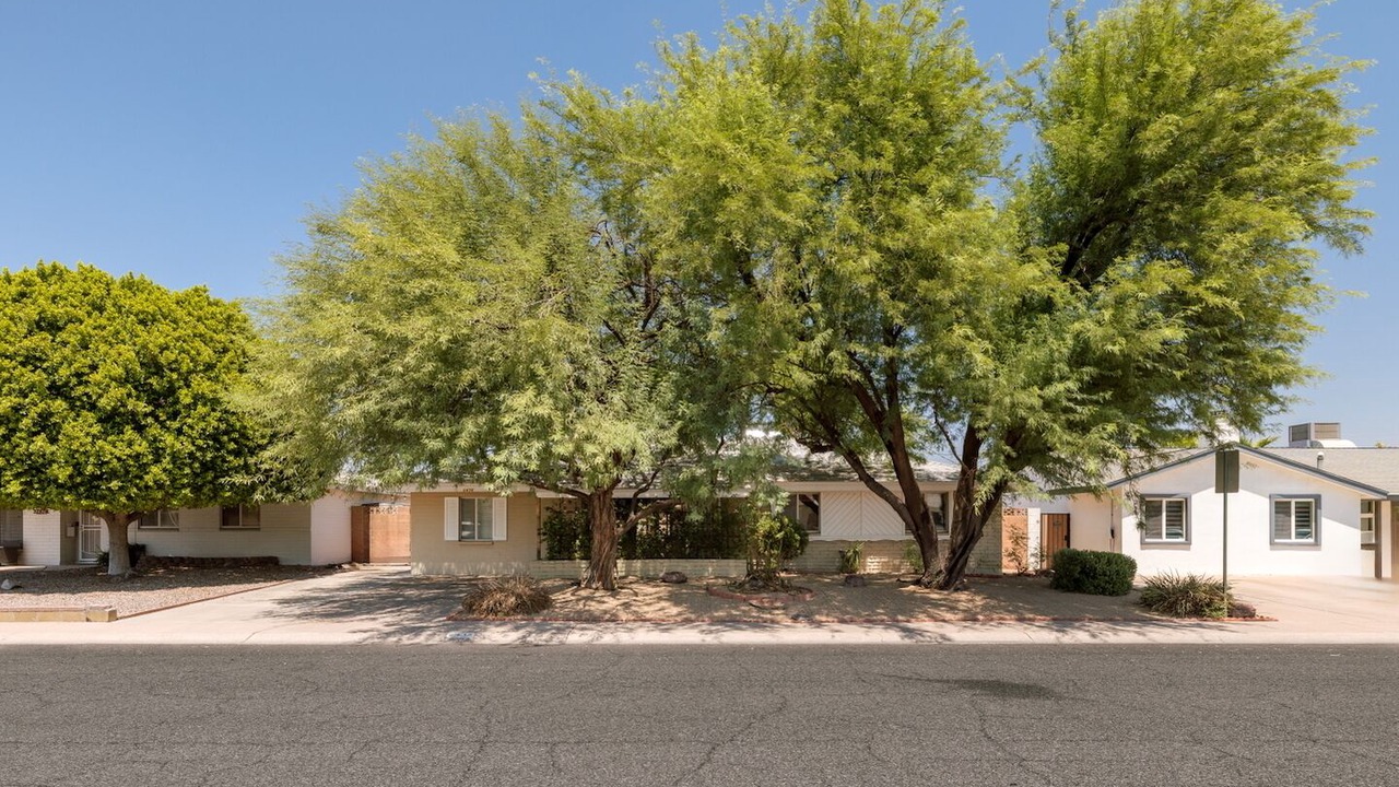 Photo of Outdoor in Cox Heights