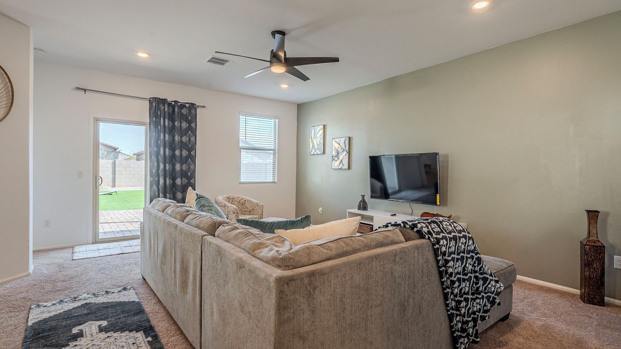 Photo of Livingroom in Tucson