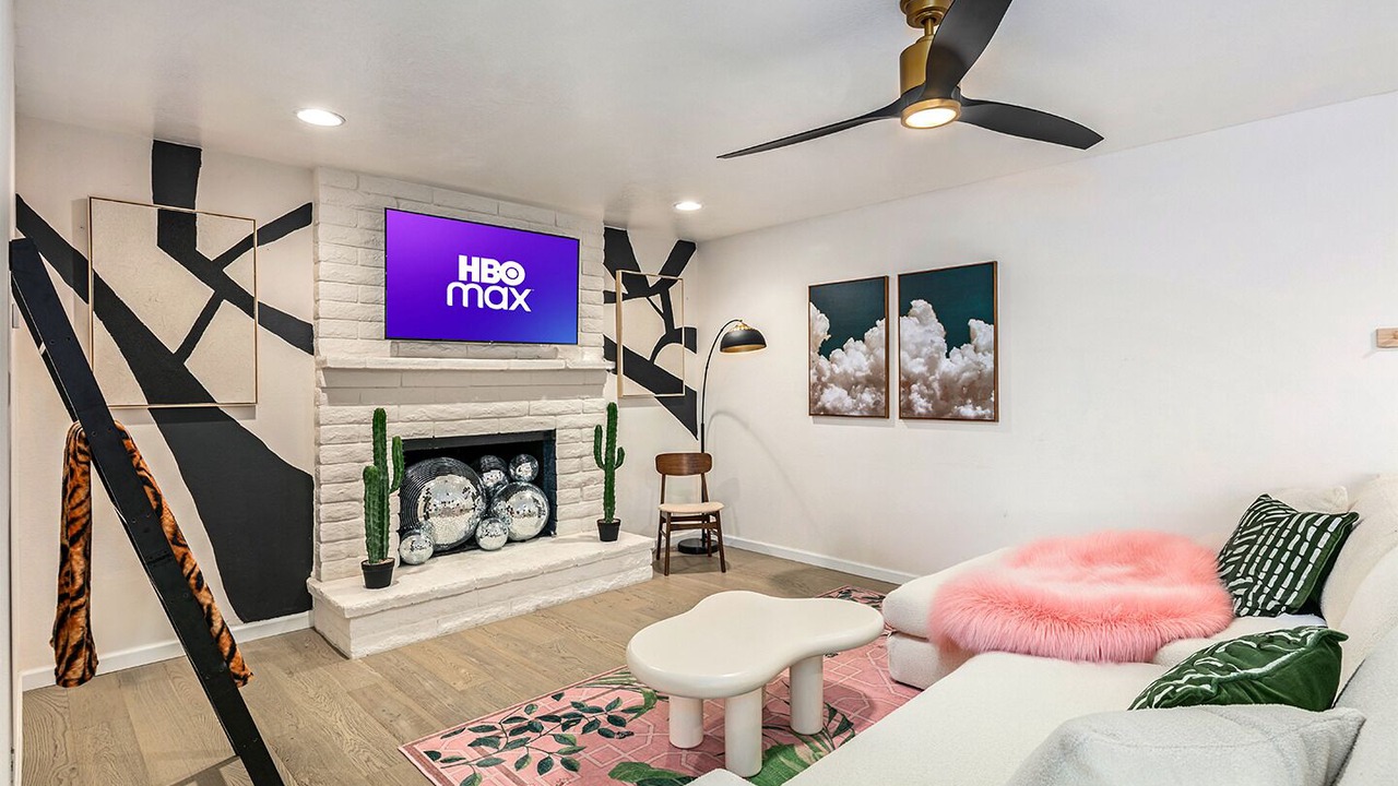 Photo of Livingroom in Cavalier Estates