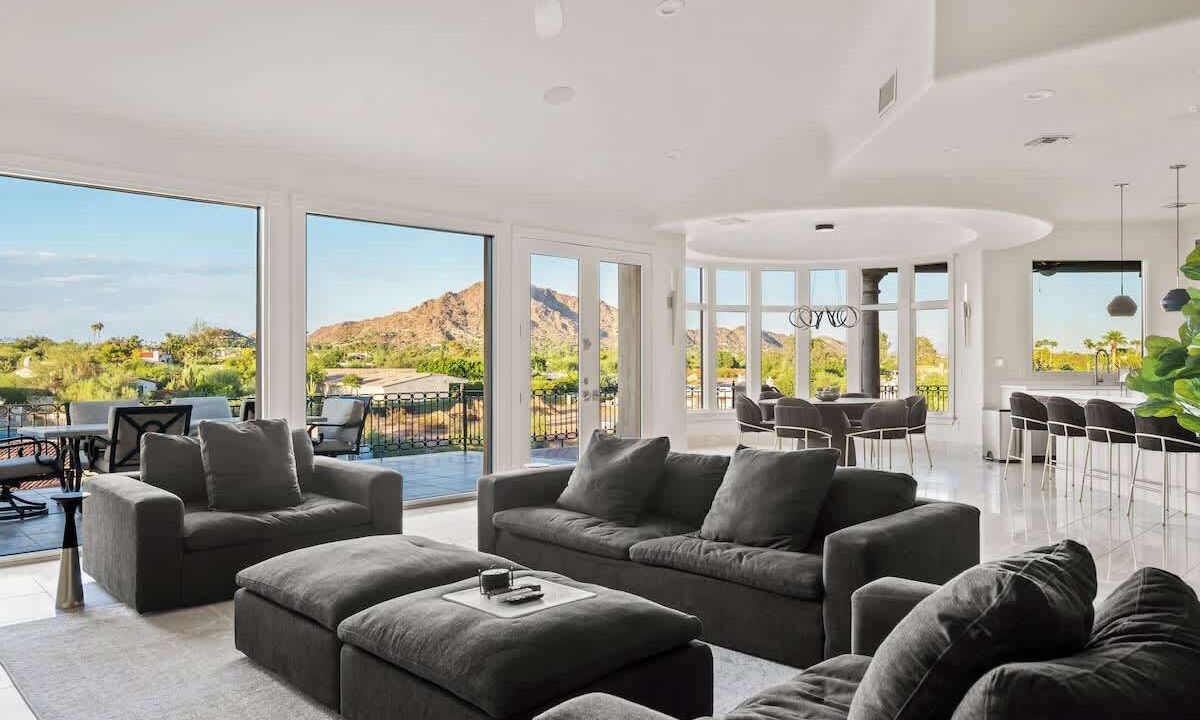 Photo of Livingroom in Paradise Valley