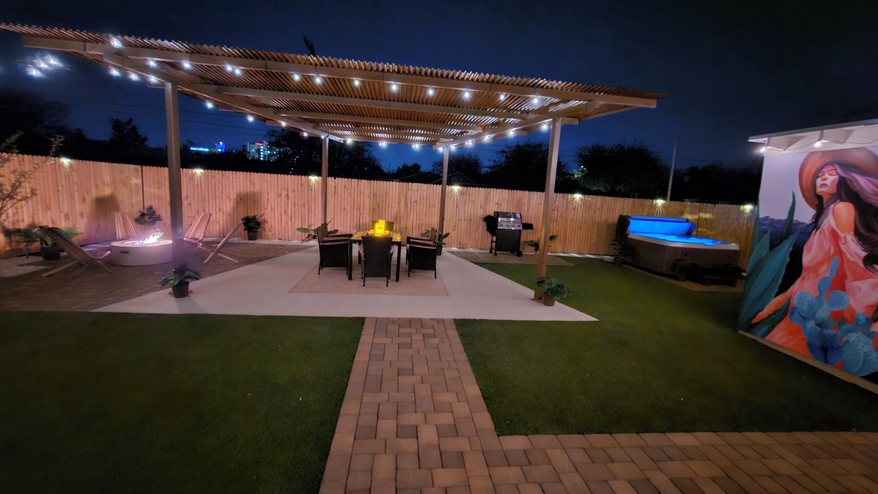 Photo of Patio Balcony in Jefferson Park