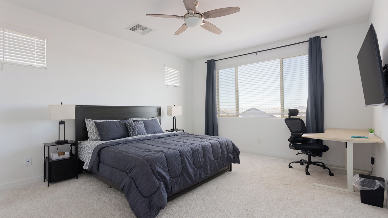 Photo of Bedroom in South Mountain
