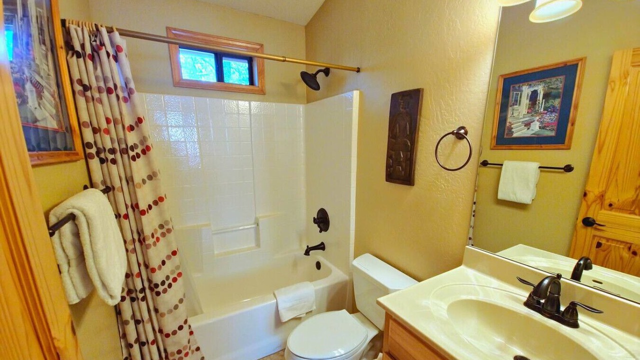 Photo of Bathroom in Munds Park